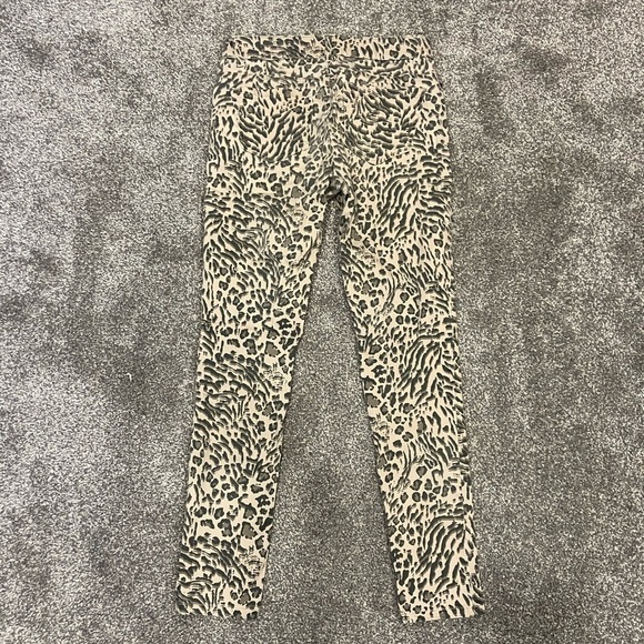 🌼 3/$20 Democracy animal print Jean pants - Picture 5 of 10